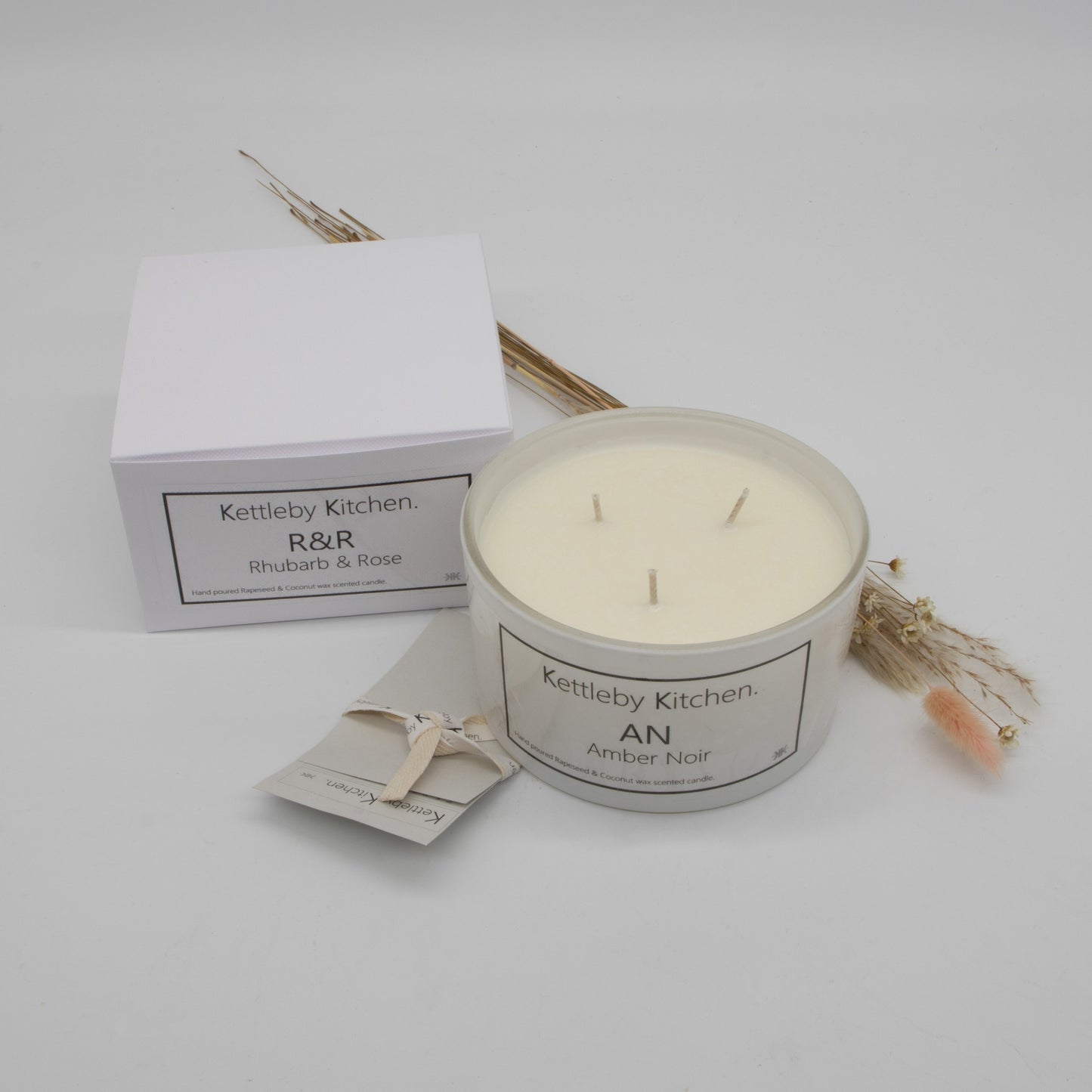 Luxury Scented amber noir candles in a large 50cl glass with 3 wicks