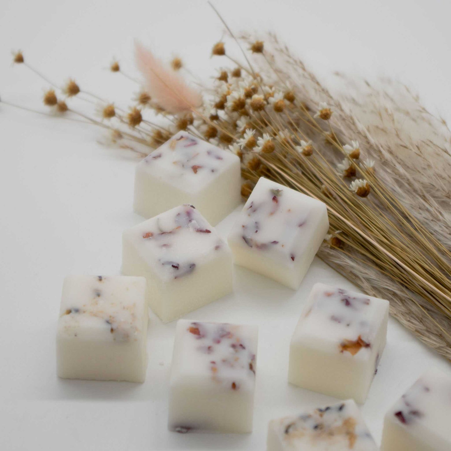 Scented wax melts