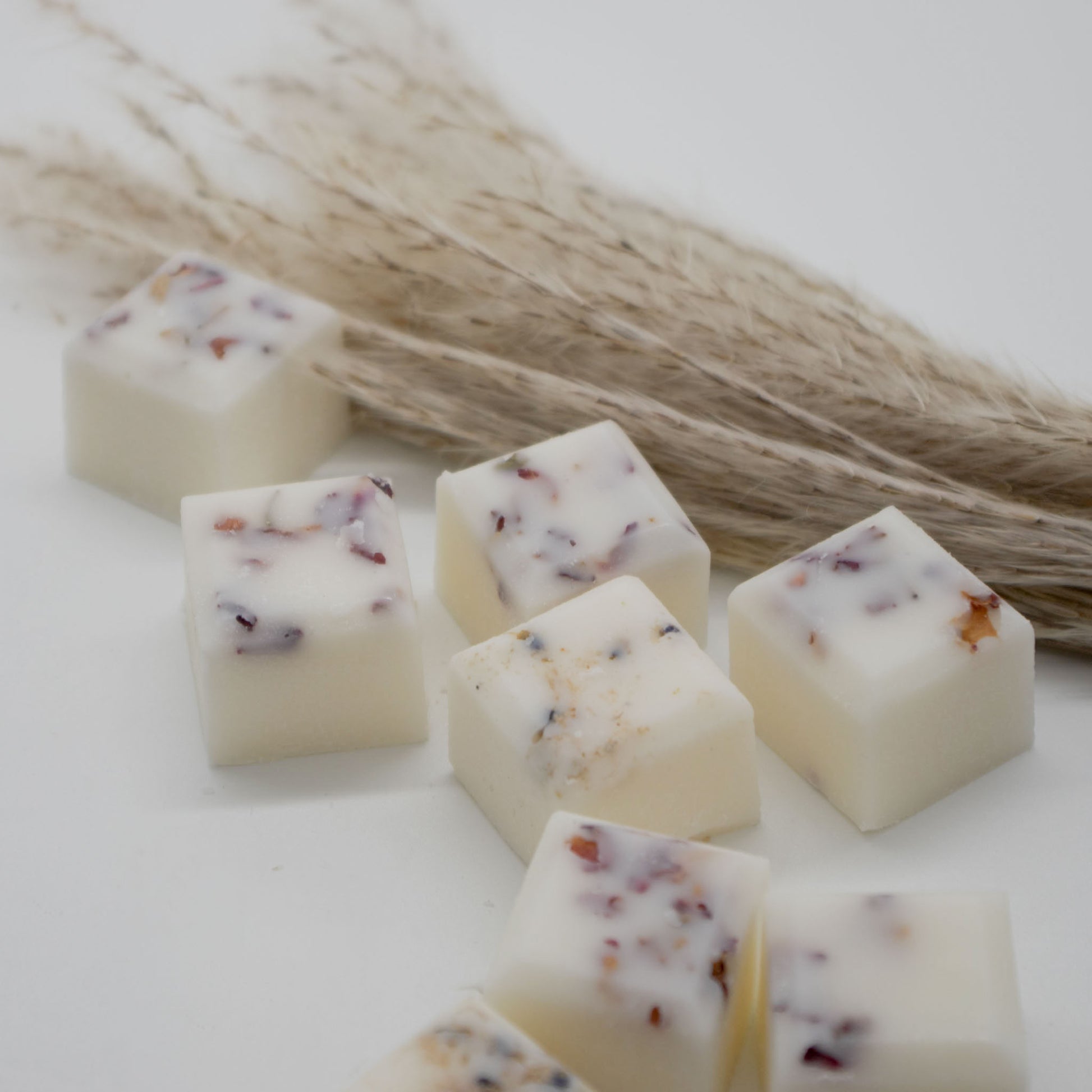 Scented wax melts