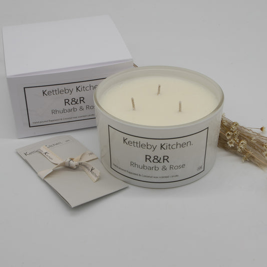 Handmade soy wax candles in the UK