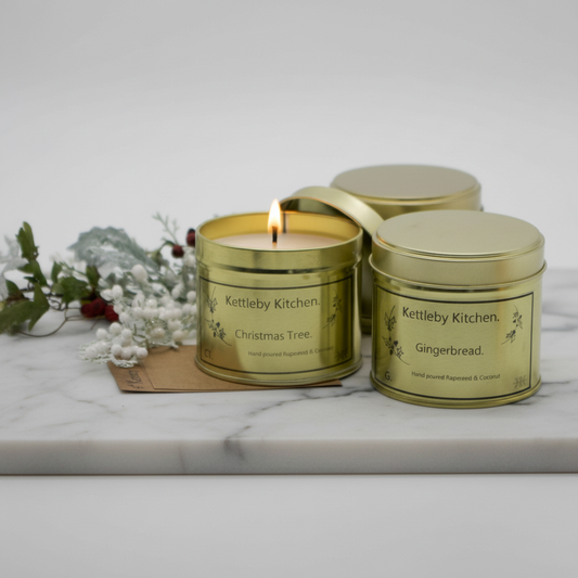 Christmas scented gold large tin candle